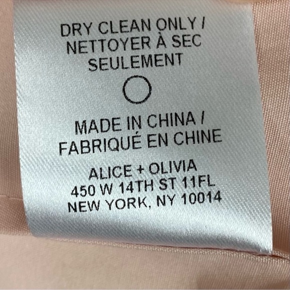 Alice + Olivia Pink Bell Sleeve Top S Boat Neck Spit Back sz XS - Picture 9 of 9